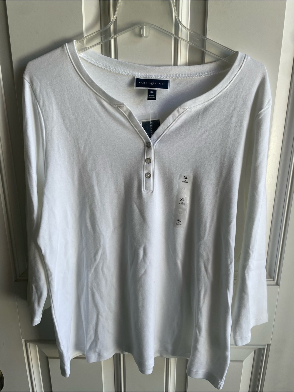 Karen Scott White Long-Sleeve Henley Shirt